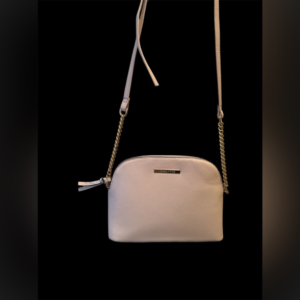 Kendle and Kylie cross body bag